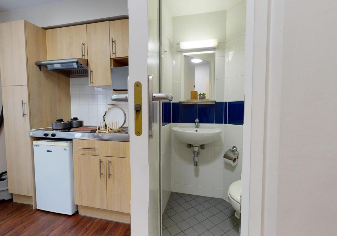 Private Bedrooms With Shared Kitchen And Studios At Iq Tufnell House In London Kültér fotó